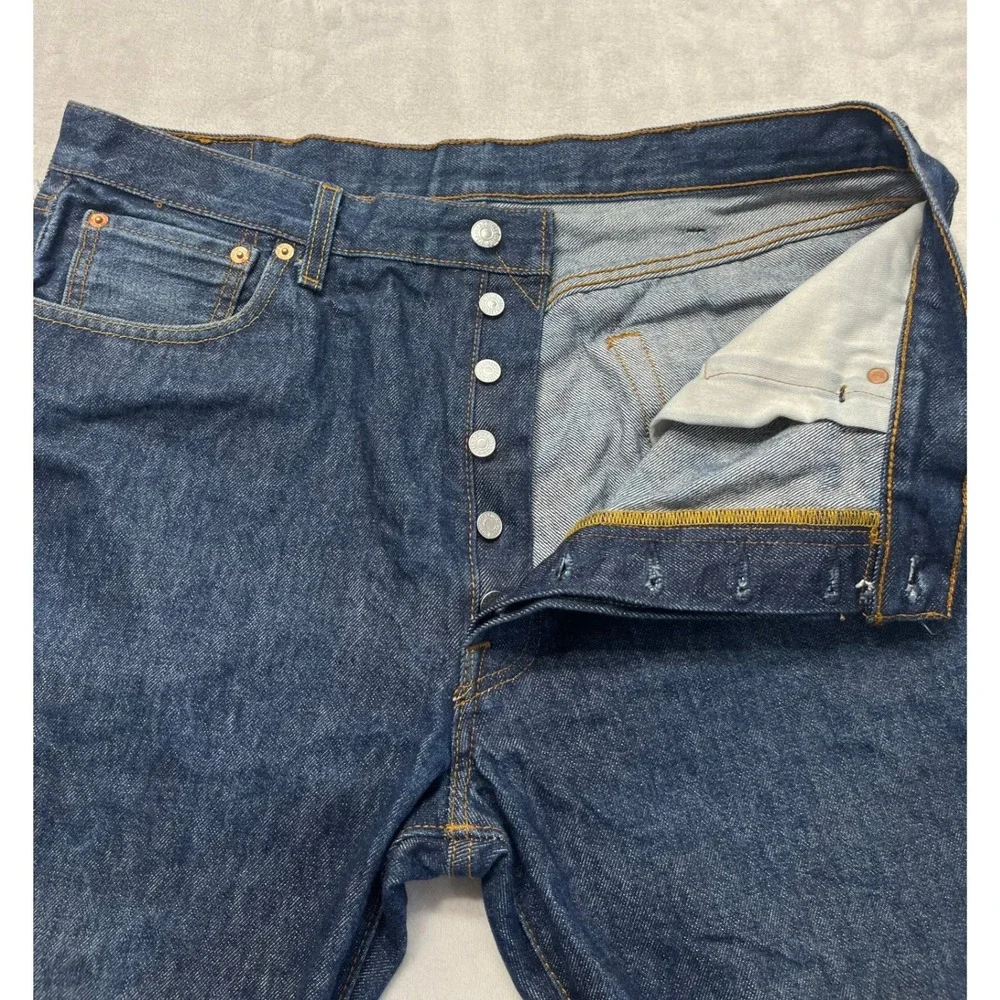 Levis 501 Original Fit Jeans Mens 38x32 Dark Blue Denim Button Fly Straight Leg